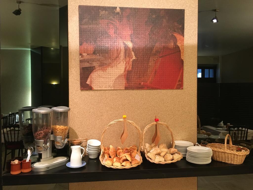 Hotel Des 3 Marchands Nantes Zewnętrze zdjęcie