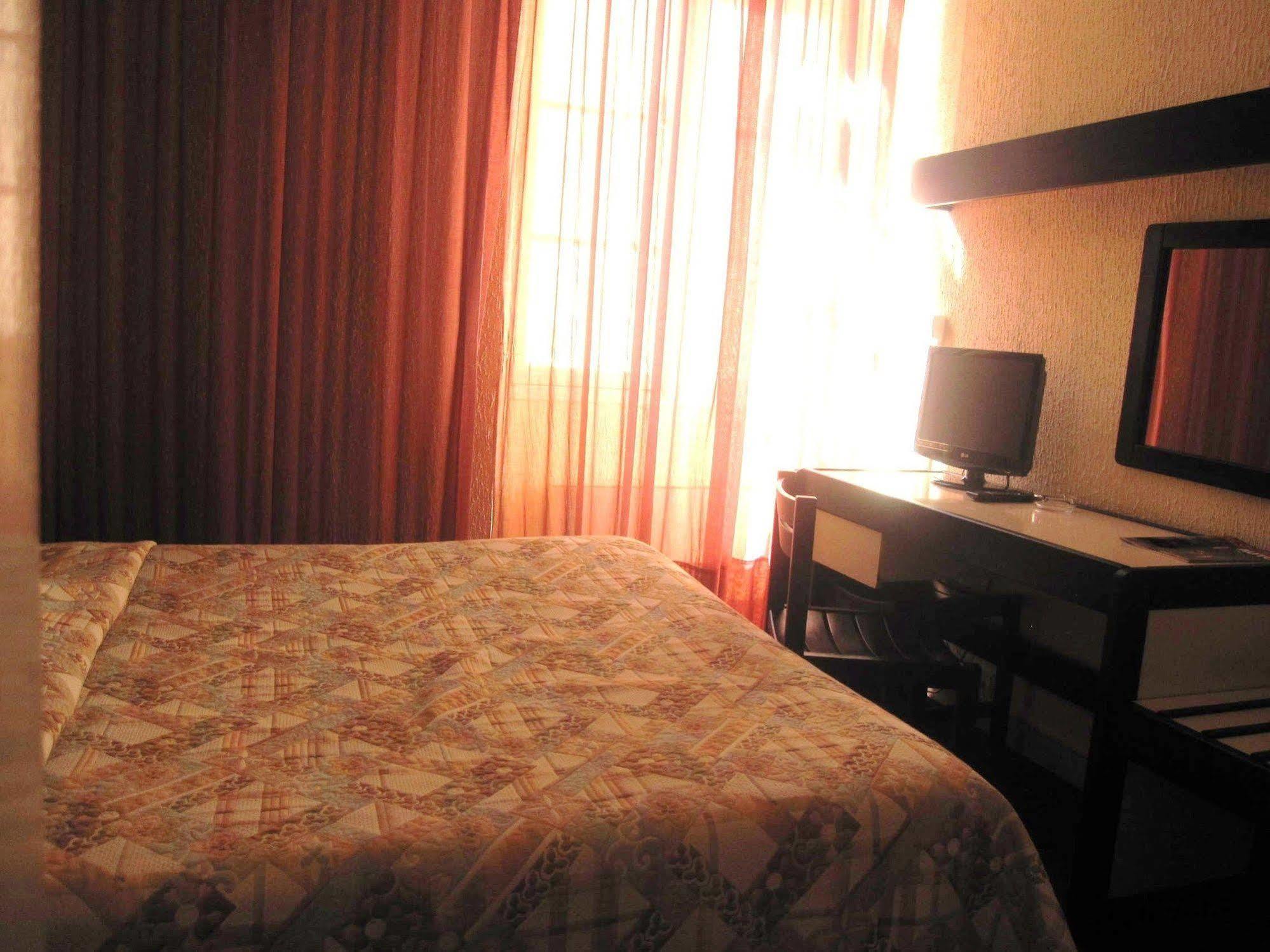 Hotel Des 3 Marchands Nantes Zewnętrze zdjęcie